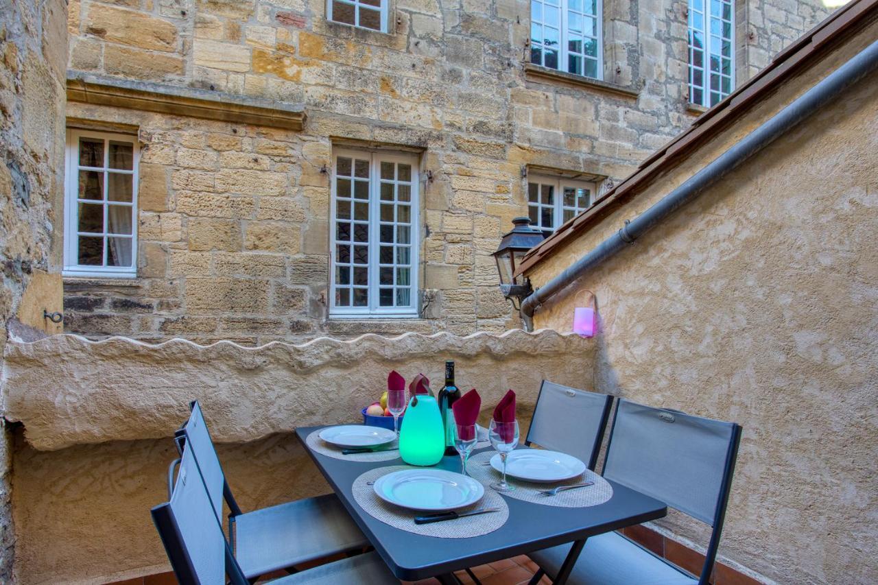 Chez Alice Appartement En Plein Centre Ville ซาร์ลา-ลา-กาเนดา ภายนอก รูปภาพ
